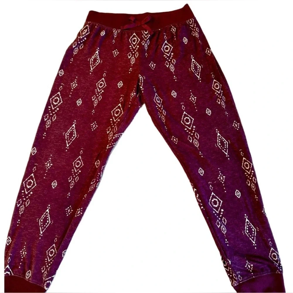 MUDD girls size 12 burgundy colored joggers soft brushed material lightweight